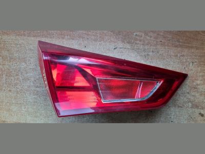 TOYOTA AURIS Bal Hátsó Lámpa - Bal Hátsó Lámpa