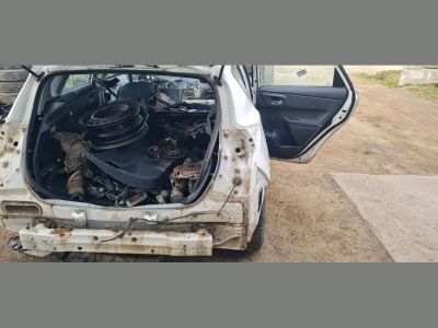 TOYOTA AURIS Jobb hátsó Negyed Karosszéria Csomag - Egyéb