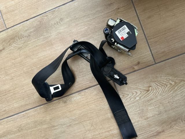 Bal első biztonsági öv- 3 Ajtó - Bal első Biztonsági Öv | EXPO.HU