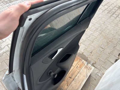 OPEL ASTRA K Tourer Jobb hátsó Ajtó Y40R (Részeivel) 9519  - 2. kép