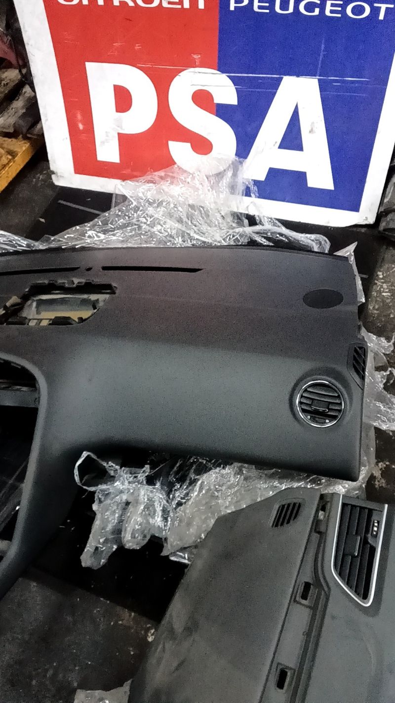 Peugeot 5008 műszerfal  - Műszerfal | EXPO.HU