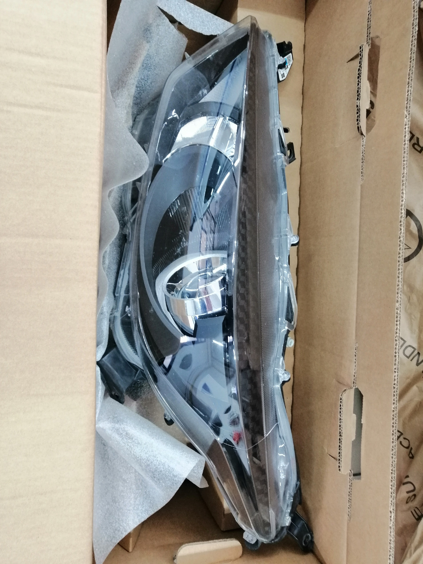 Yaris XP21 bal fényszóró