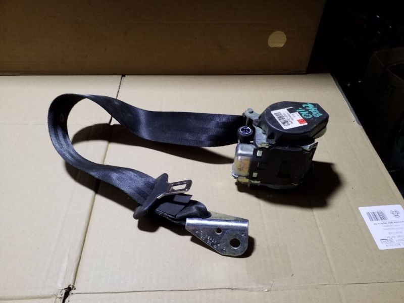 SKODA OCTAVIA II (1Z3) Bal első Övfeszítő nyílt hibás - Bal első Övfeszítő | EXPO.HU