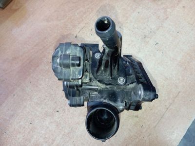HYUNDAI TUCSON Termosztátház - 8. kép
