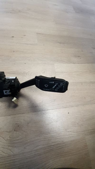 Bajuszkapcsoló  - 3. kép