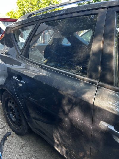 KIA CEE'D SW (ED) Jobb hátsó Ajtó (Üres lemez) - Jobb hátsó Ajtó (Üres lemez)