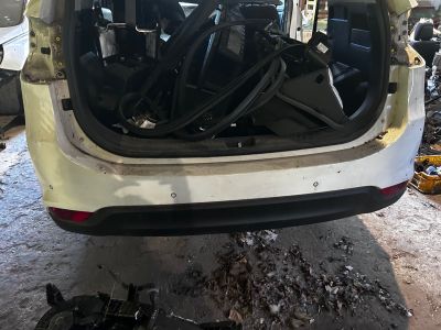 KIA CARENS Lökhárító - Lökhárító