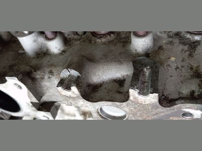 TOYOTA AURIS (_E18_) Fűzött Blokk - Fűzött Blokk