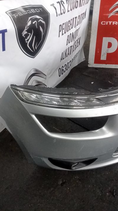 Citroën  C4 Grand Picasso  első lökhárító  - 4. kép