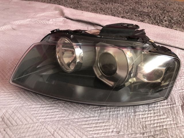 Bal Xenon Fényszóró