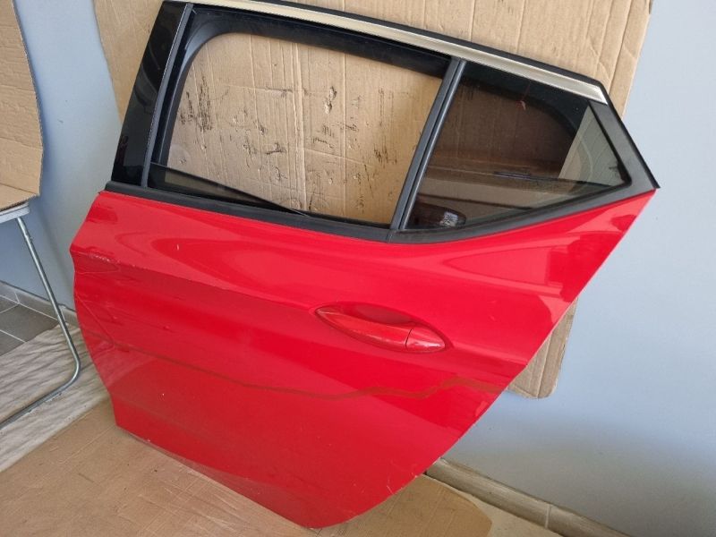 OPEL ASTRA K Bal hátsó Ajtó 9309 - Bal hátsó Ajtó (Részeivel) | EXPO.HU