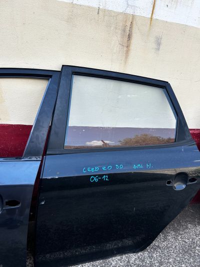 KIA CEE'D SW (ED) Bal hátsó Ajtó (Üres lemez) - Bal hátsó Ajtó (Üres lemez)