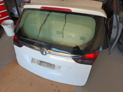 OPEL ZAFIRA C (P12) Csomagtérajtó (Részeivel) Fehér 10180 - 1. kép