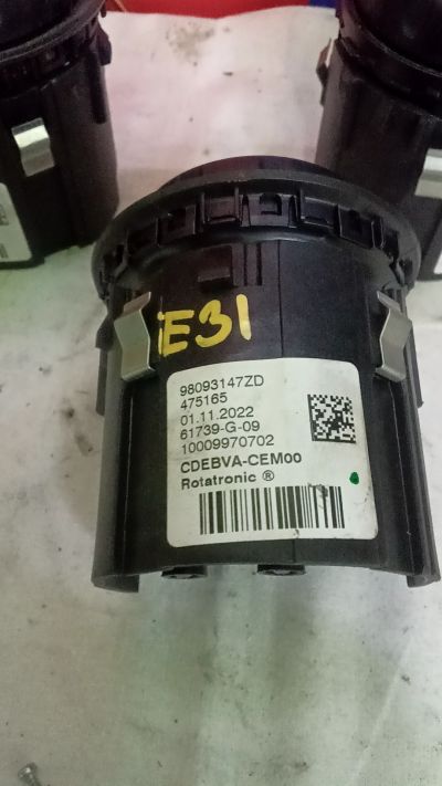 Előválaszt gomb 98093147ZD - Automata Váltókar