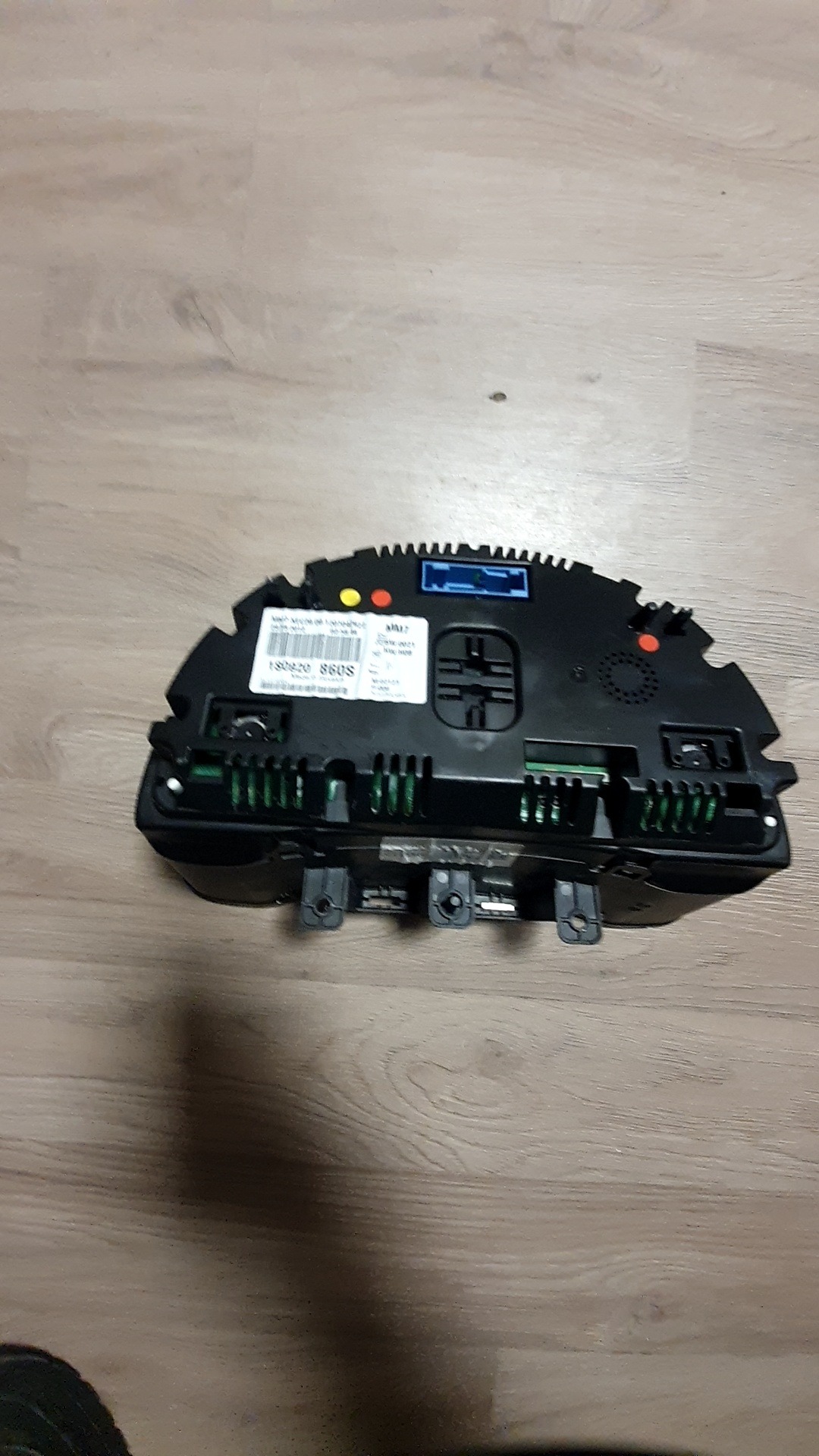 Up kilométeróra Fekete keretes.