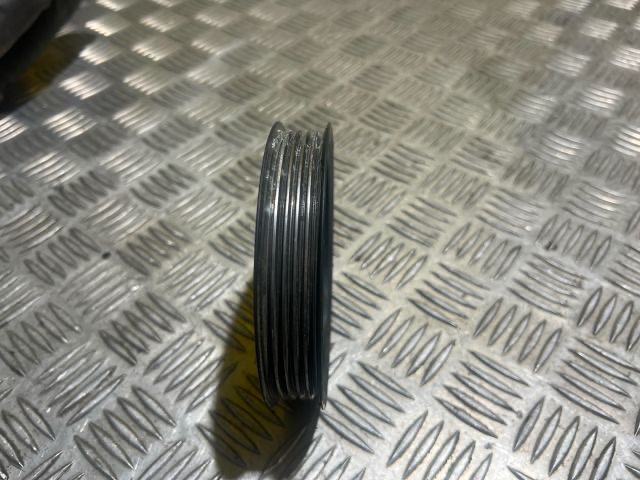 AUDI A4 Avant (8E5, B6) Szervó Szivattyú Szíjtárcsa image 4