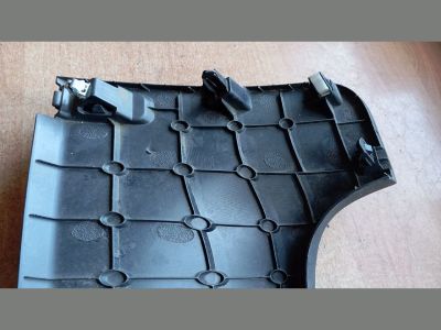 HYUNDAI TUCSON Bal Alsó Műszerfal Burkolat - 5. kép
