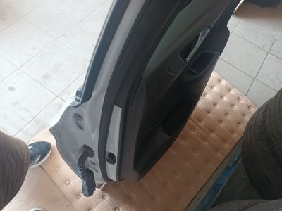 OPEL ASTRA K Tourer Jobb hátsó Ajtó Fehér (Részeivel) 9108 - Jobb hátsó Ajtó (Részeivel)